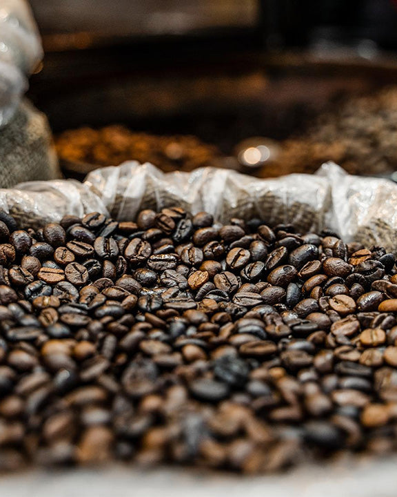 Ganze Kaffee- und Espressobohnen