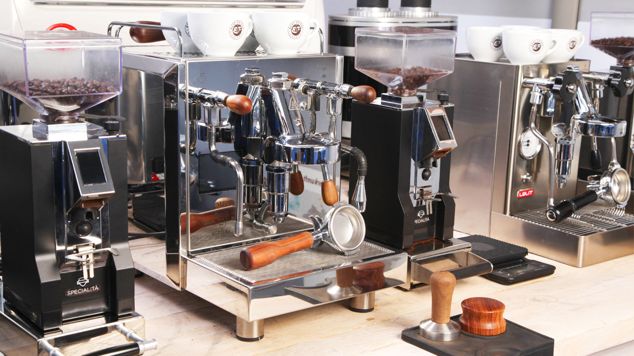 Kaffee- und Espressomaschinen für Profis und Haushalt